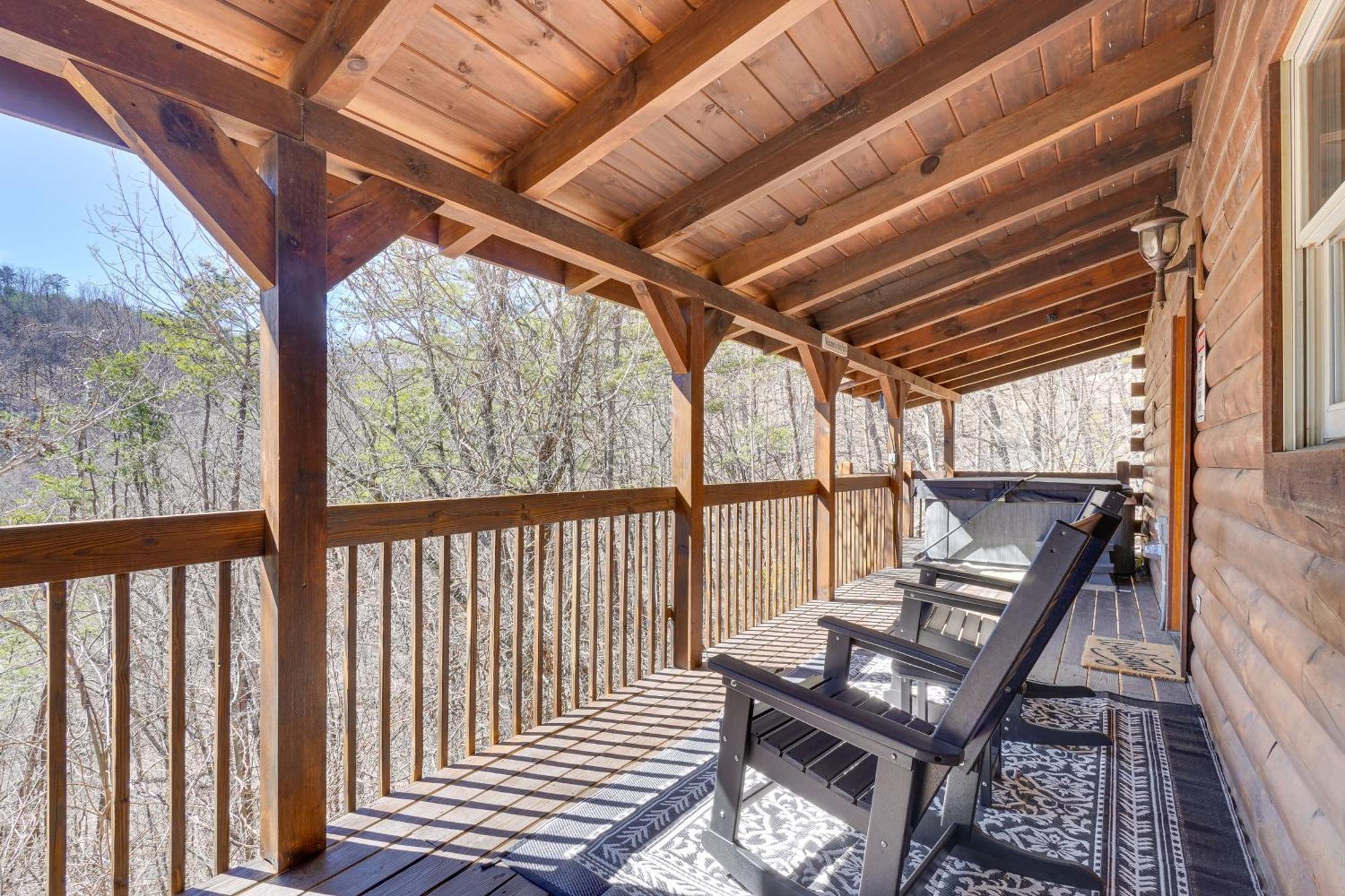 Sevierville Cabin With Deck Minutes To Pigeon Forge Exterior foto